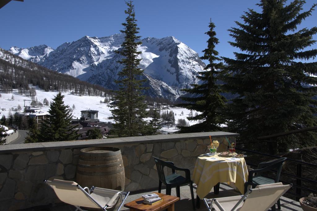 Hotel Sud Ovest Sestriere Exterior foto