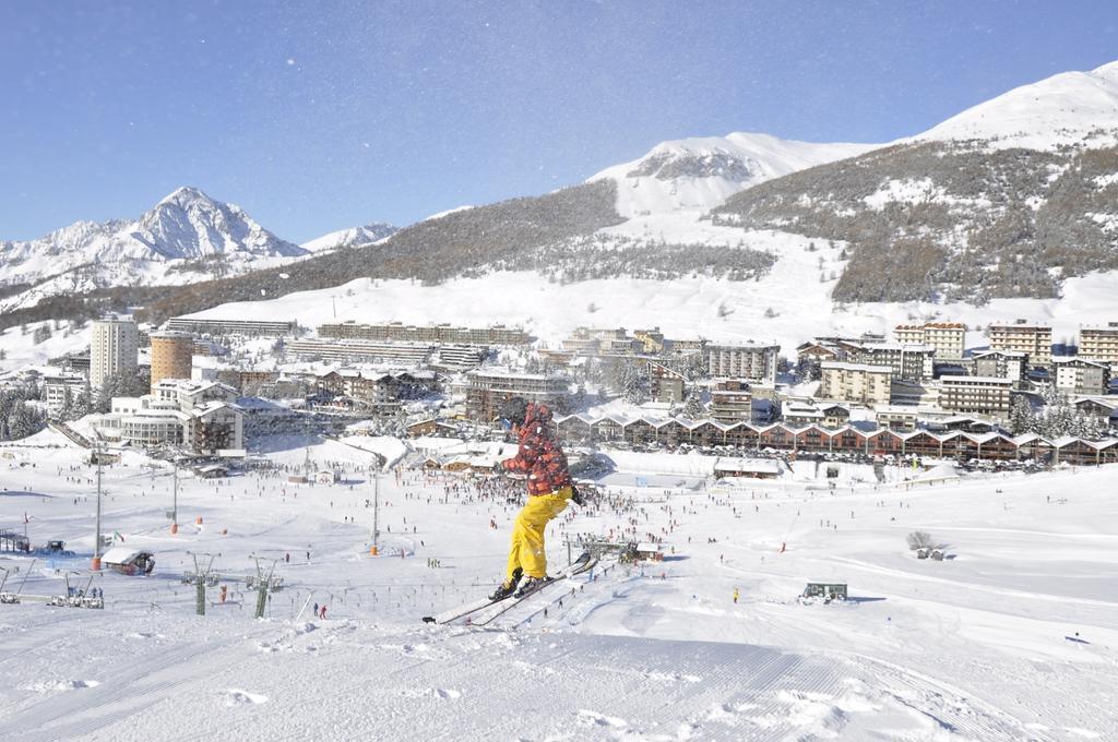 Hotel Sud Ovest Sestriere Exterior foto